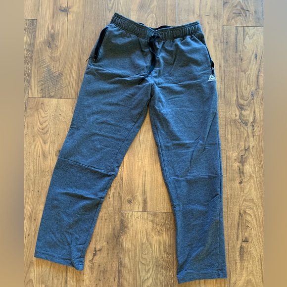 Reebok gym pants size medium - Picture 1 of 2